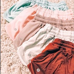 Iso lululemon Hotty hot shorts